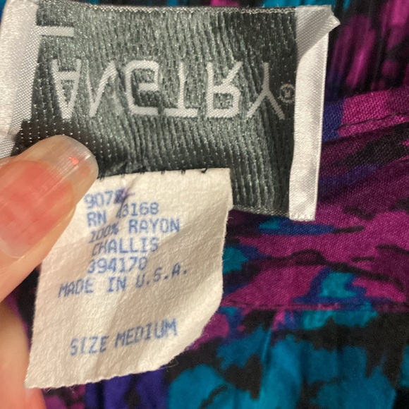 Langtry 90s rayon shorts size medium - Picture 6 of 7